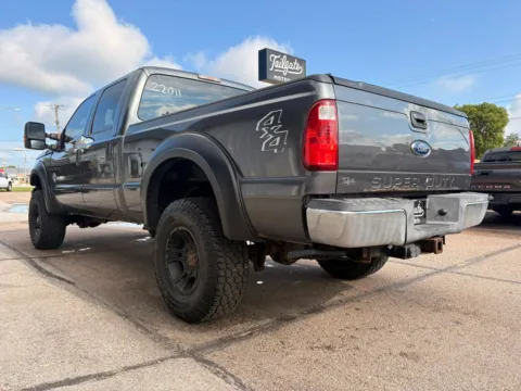 More photos of 2015 Ford F250 Super Duty Crew Cab XL Pickup 4D 6 3/4 ft at Tailgate Motor Co. (Fremont North), NE