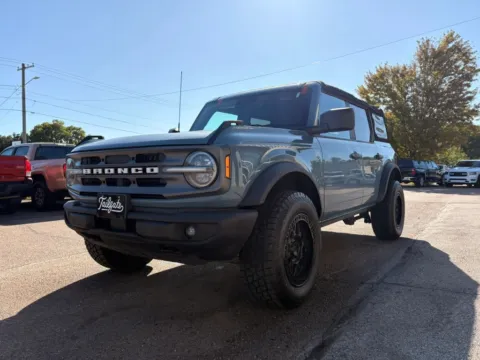 More photos of 2021 Ford Bronco Big Bend Sport Utility 4D at Tailgate Motor Co. (Fremont North), NE