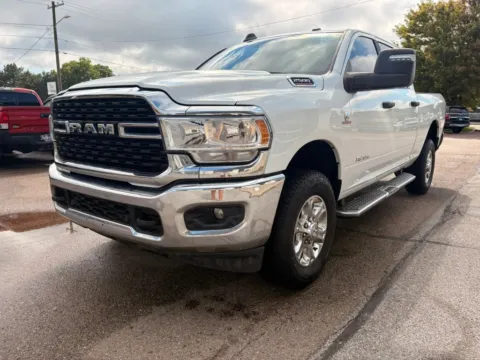 More photos of 2024 Ram 2500 Crew Cab Big Horn Pickup 4D 6 1/3 ft at Tailgate Motor Co. (Fremont North), NE