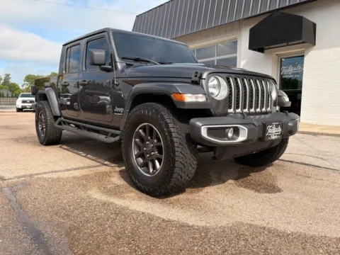Photos of 2023 Jeep Gladiator Overland Pickup 4D 5 ft for sale in Fremont, NE at Tailgate Motor Co. (Fremont North)
