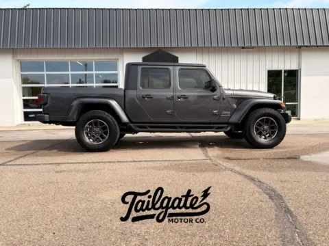 Black 2023 Jeep Gladiator Overland Pickup 4D 5 ft for sale in Fremont, NE