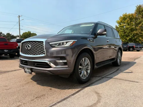 More photos of 2024 INFINITI QX80 LUXE Sport Utility 4D at Tailgate Motor Co. (Fremont North), NE