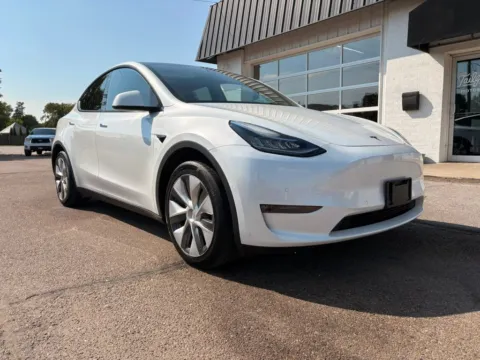 Photos of 2022 Tesla Model Y Long Range Sport Utility 4D for sale in Fremont, NE at Tailgate Motor Co. (Fremont North)