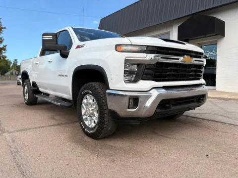 Photos of 2024 Chevrolet Silverado 2500 HD Crew Cab LT Pickup 4D 6 1/2 ft for sale in Fremont, NE at Tailgate Motor Co. (Fremont North)