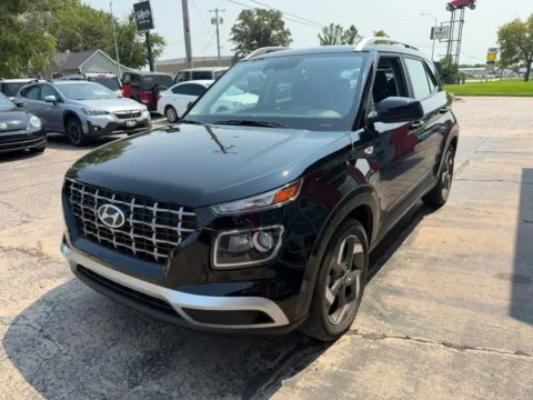 More photos of 2025 Hyundai Venue SEL Sport Utility 4D at Tailgate Motor Co. (Fremont North), NE