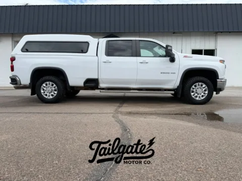 White 2021 Chevrolet Silverado 2500 HD Crew Cab LT Pickup 4D 8 ft for sale in Fremont, NE