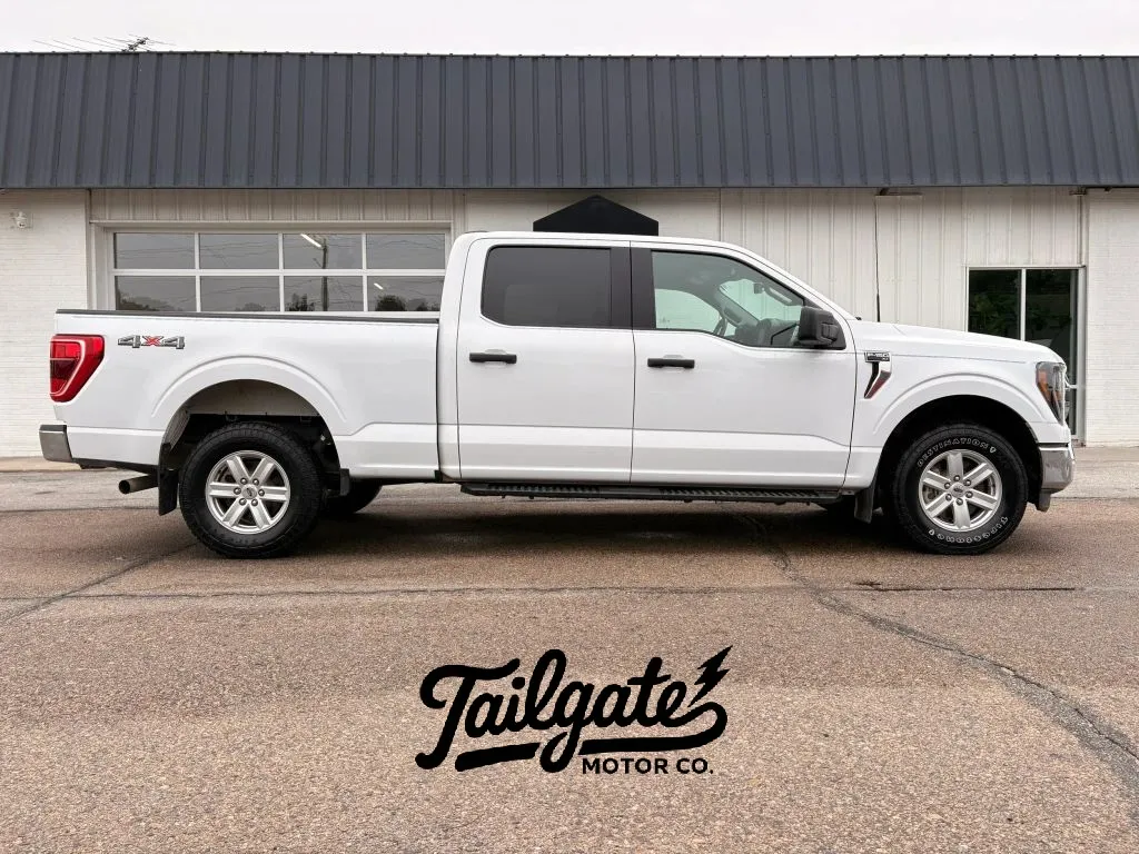 White 2023 Ford F-150 SuperCrew Cab XLT Pickup 4D 6 1/2 ft for sale in Fremont, NE