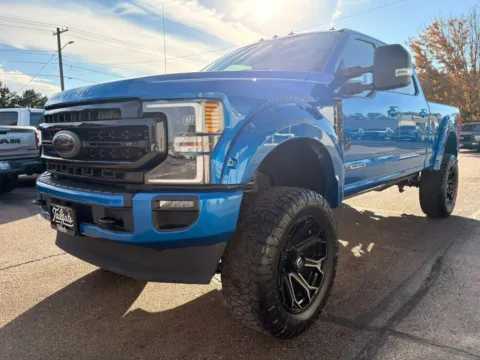 More photos of 2021 Ford F250 Super Duty Crew Cab Lariat Pickup 4D 6 3/4 ft at Tailgate Motor Co. (Fremont North), NE