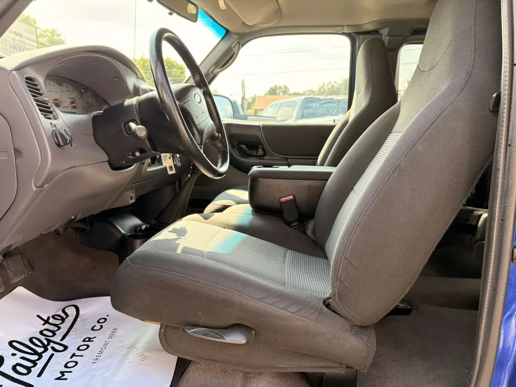 Ford Ranger photo 16