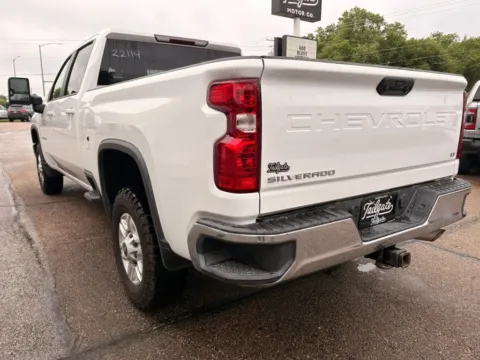 More photos of 2023 Chevrolet Silverado 2500 HD Crew Cab LT Pickup 4D 6 1/2 ft at Tailgate Motor Co. (Fremont North), NE