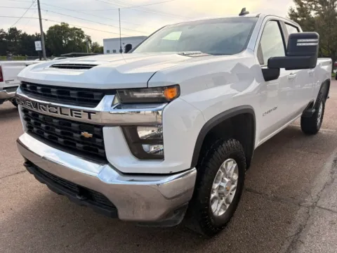 More photos of 2021 Chevrolet Silverado 2500 HD Crew Cab LT Pickup 4D 6 1/2 ft at Tailgate Motor Co. (Fremont North), NE