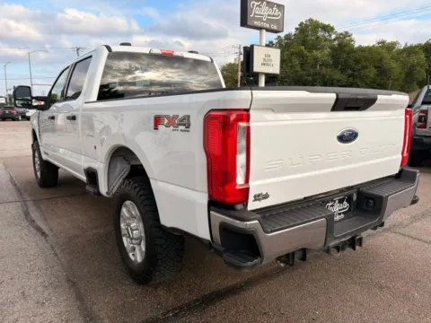 More photos of 2024 Ford F250 Super Duty Crew Cab XLT Pickup 4D 6 3/4 ft at Tailgate Motor Co. (Fremont North), NE