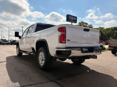 More photos of 2024 Chevrolet Silverado 2500 HD Crew Cab LTZ Pickup 4D 6 1/2 ft at Tailgate Motor Co. (Fremont North), NE