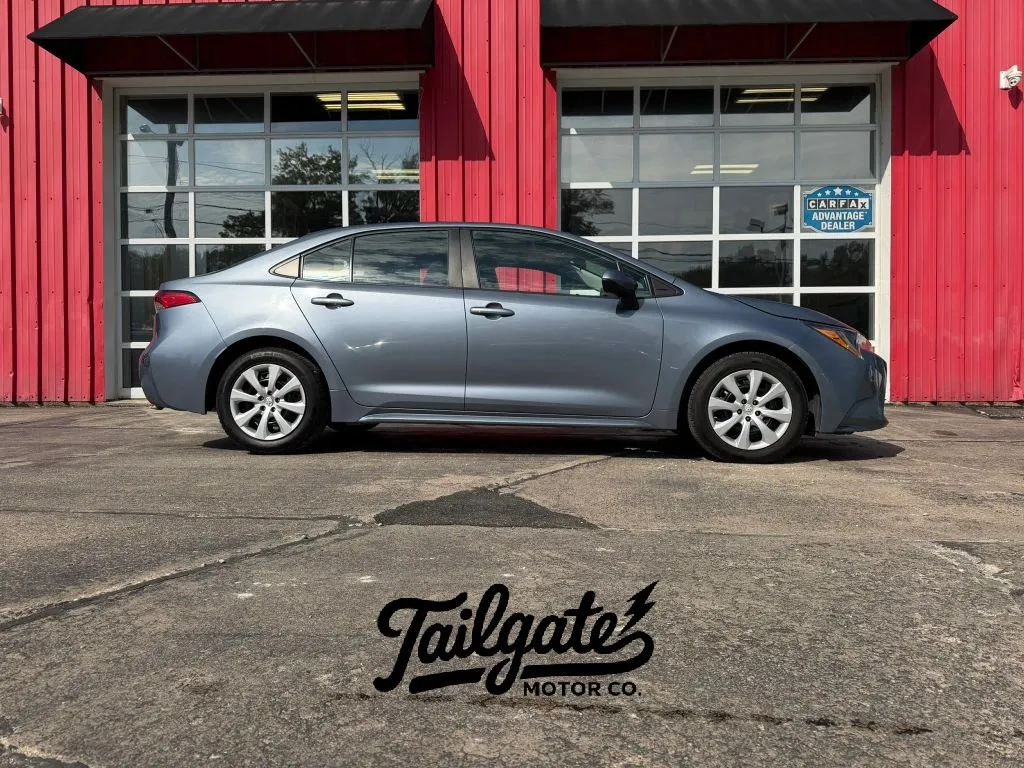 Gray 2022 Toyota Corolla LE Sedan 4D for sale in Fremont, NE