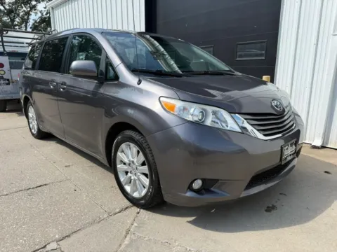 Photos of 2013 Toyota Sienna XLE Minivan 4D for sale in Fremont, NE at Tailgate Motor Co. (Fremont North)