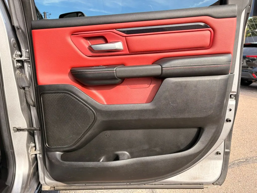 Ram 1500 photo 9