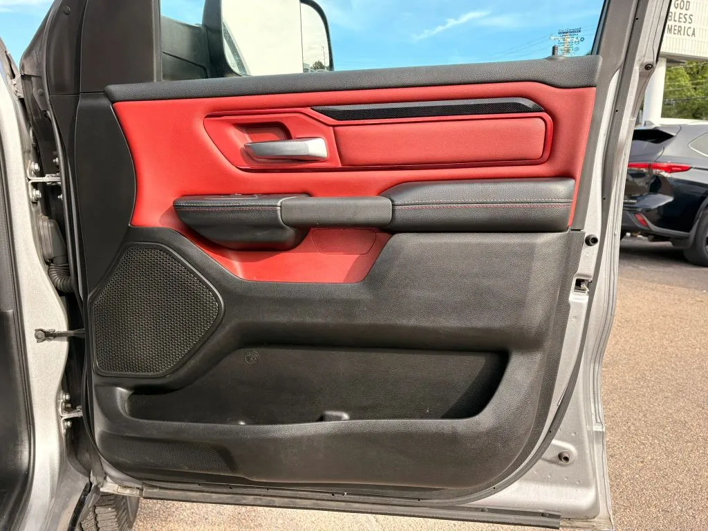 Ram 1500 photo 11