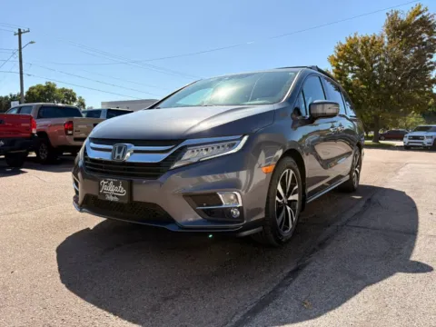 More photos of 2018 Honda Odyssey Elite Minivan 4D at Tailgate Motor Co. (Fremont North), NE