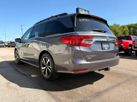 More photos of 2018 Honda Odyssey Elite Minivan 4D at Tailgate Motor Co. (Fremont North), NE