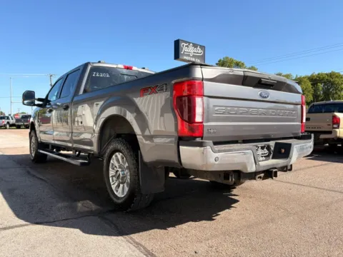 More photos of 2021 Ford F250 Super Duty Crew Cab XLT Pickup 4D 8 ft at Tailgate Motor Co. (Fremont North), NE