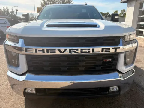 Another view of 2022 Chevrolet Silverado 2500 HD Crew Cab LT Pickup 4D 6 1/2 ft for sale in Fremont, NE at Tailgate Motor Co. (Fremont North)