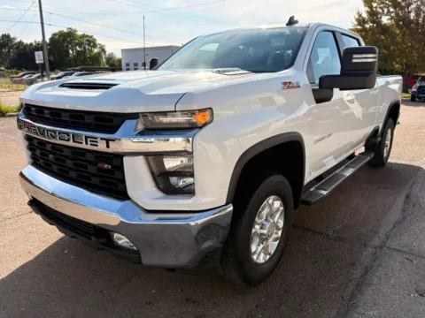 More photos of 2022 Chevrolet Silverado 2500 HD Crew Cab LT Pickup 4D 6 1/2 ft at Tailgate Motor Co. (Fremont North), NE