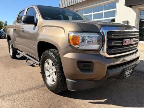 Photos of 2015 GMC Canyon Crew Cab Pickup 4D 5 ft for sale in Fremont, NE at Tailgate Motor Co. (Fremont North)