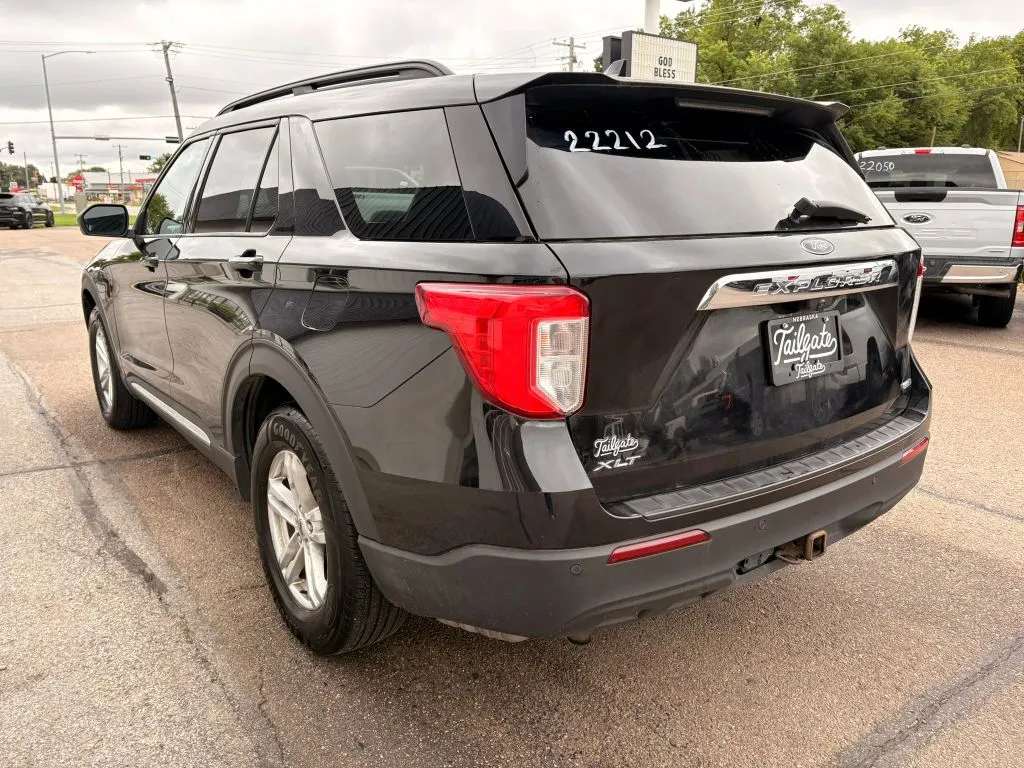 Ford Explorer photo 5