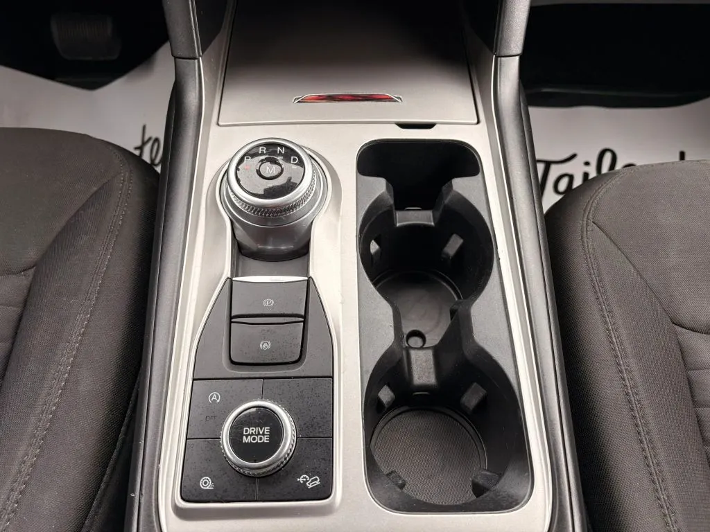 Ford Explorer photo 26