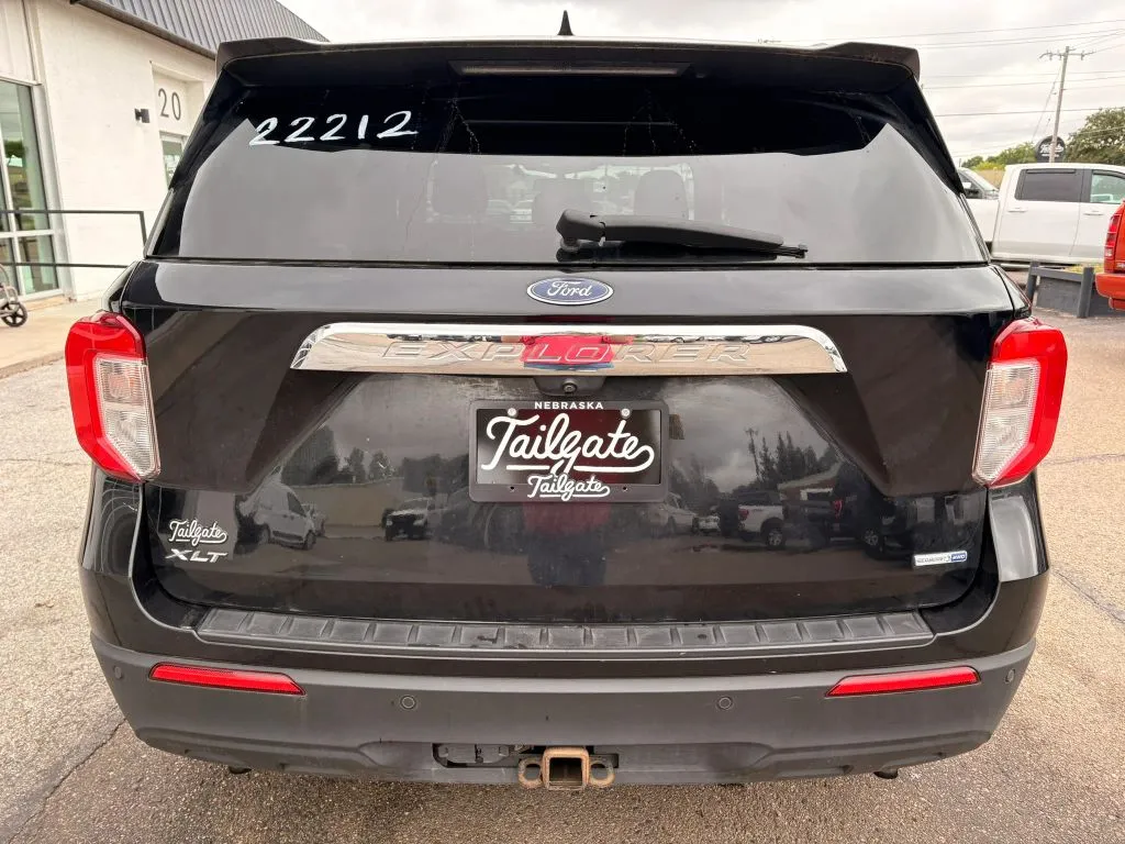 Ford Explorer photo 6