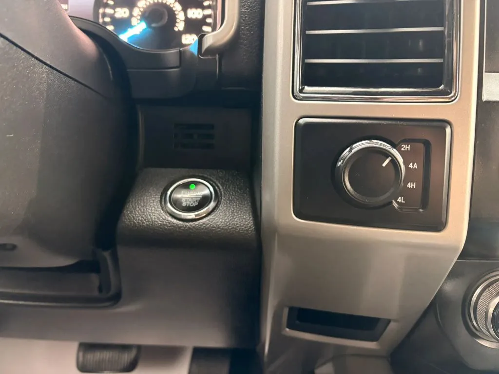 Ford F-150 photo 28