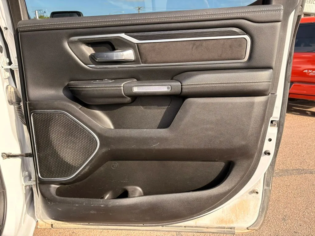 Ram 1500 photo 9