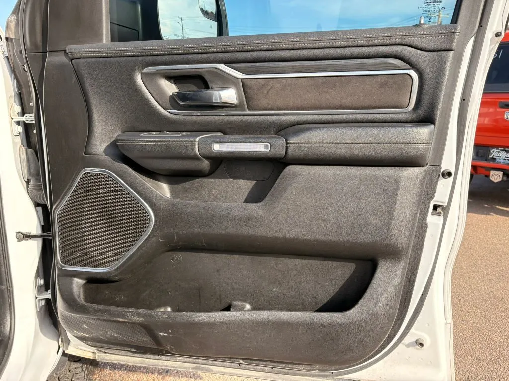 Ram 1500 photo 11