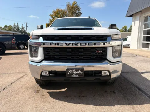 Another view of 2023 Chevrolet Silverado 2500 HD Crew Cab LT Pickup 4D 6 1/2 ft for sale in Fremont, NE at Tailgate Motor Co. (Fremont North)