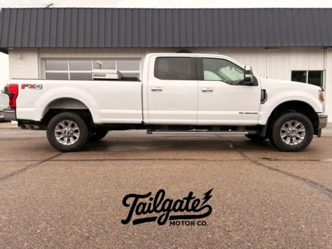 White 2019 Ford F250 Super Duty Crew Cab XLT Pickup 4D 8 ft for sale in Fremont, NE