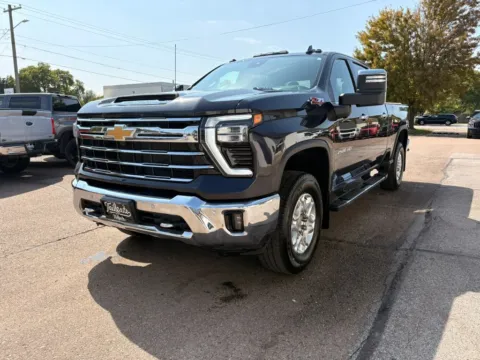 More photos of 2024 Chevrolet Silverado 2500 HD Crew Cab LTZ Pickup 4D 6 1/2 ft at Tailgate Motor Co. (Fremont North), NE