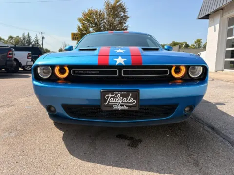 Another view of 2018 Dodge Challenger SXT Plus Coupe 2D for sale in Fremont, NE at Tailgate Motor Co. (Fremont North)