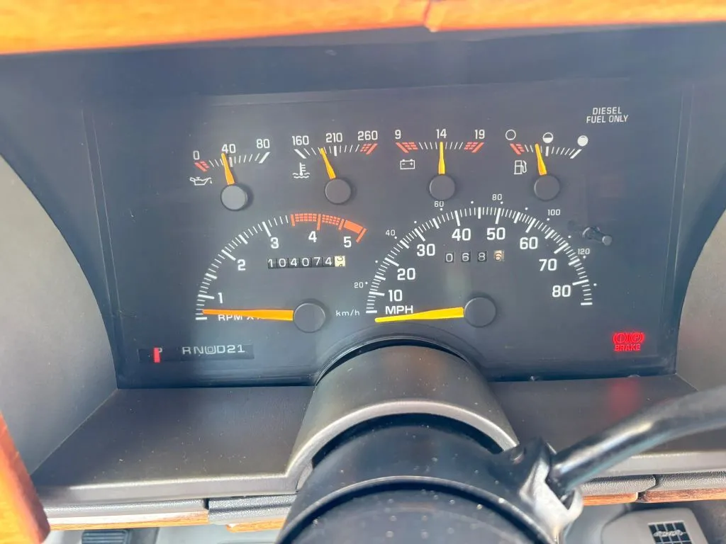 Chevrolet 3500 photo 17