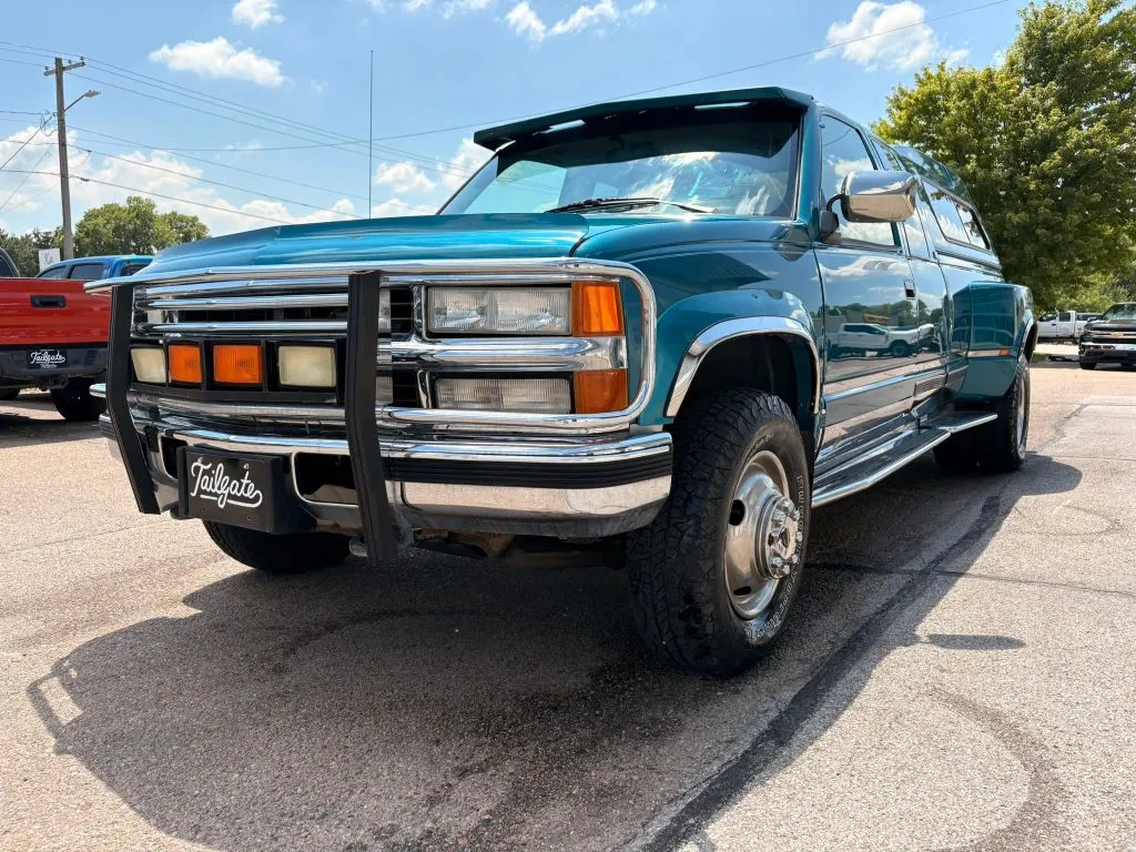 Chevrolet 3500 photo 4