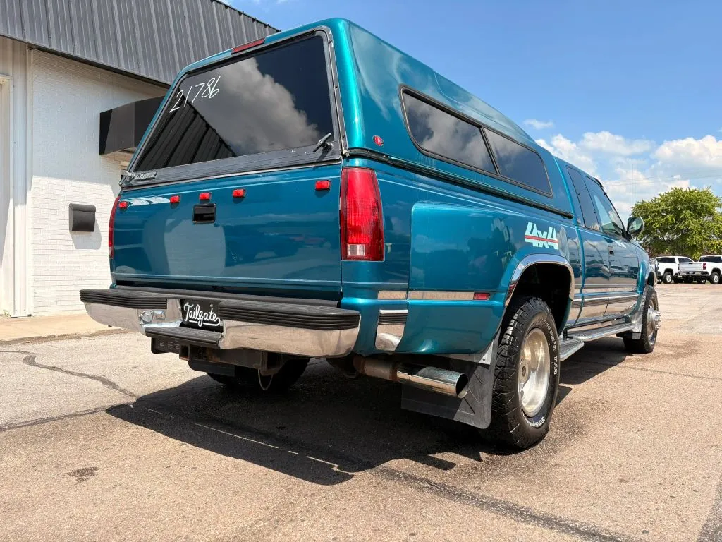 Chevrolet 3500 photo 7