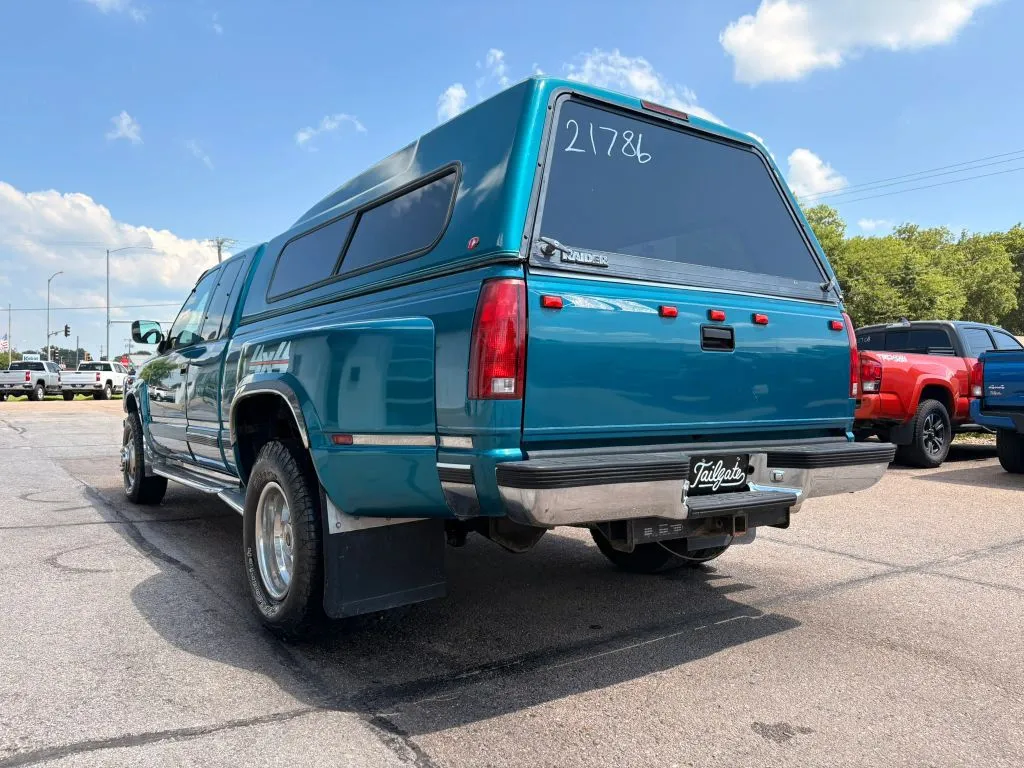 Chevrolet 3500 photo 5