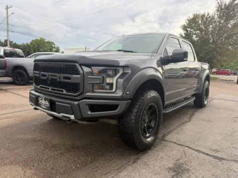 More photos of 2018 Ford F-150 SuperCrew Cab Raptor Pickup 4D 5 1/2 ft at Tailgate Motor Co. (Fremont North), NE
