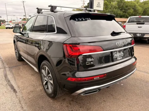 More photos of 2024 Audi Q5 45 TFSI S line Premium Plus Sport Utility 4D at Tailgate Motor Co. (Fremont North), NE