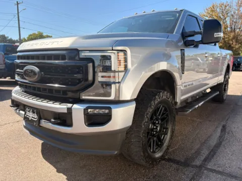 More photos of 2020 Ford F250 Super Duty Crew Cab Lariat Pickup 4D 6 3/4 ft at Tailgate Motor Co. (Fremont North), NE
