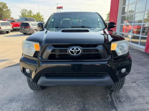 Another view of 2012 Toyota Tacoma Double Cab Pickup 4D 5 ft for sale in Fremont, NE at Tailgate Motor Co. (Fremont North)