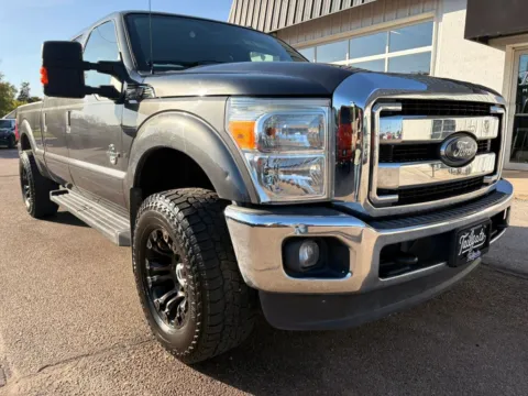 Photos of 2016 Ford F250 Super Duty Crew Cab XLT Pickup 4D 6 3/4 ft for sale in Fremont, NE at Tailgate Motor Co. (Fremont North)