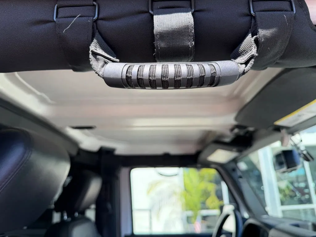 Jeep Wrangler photo 11