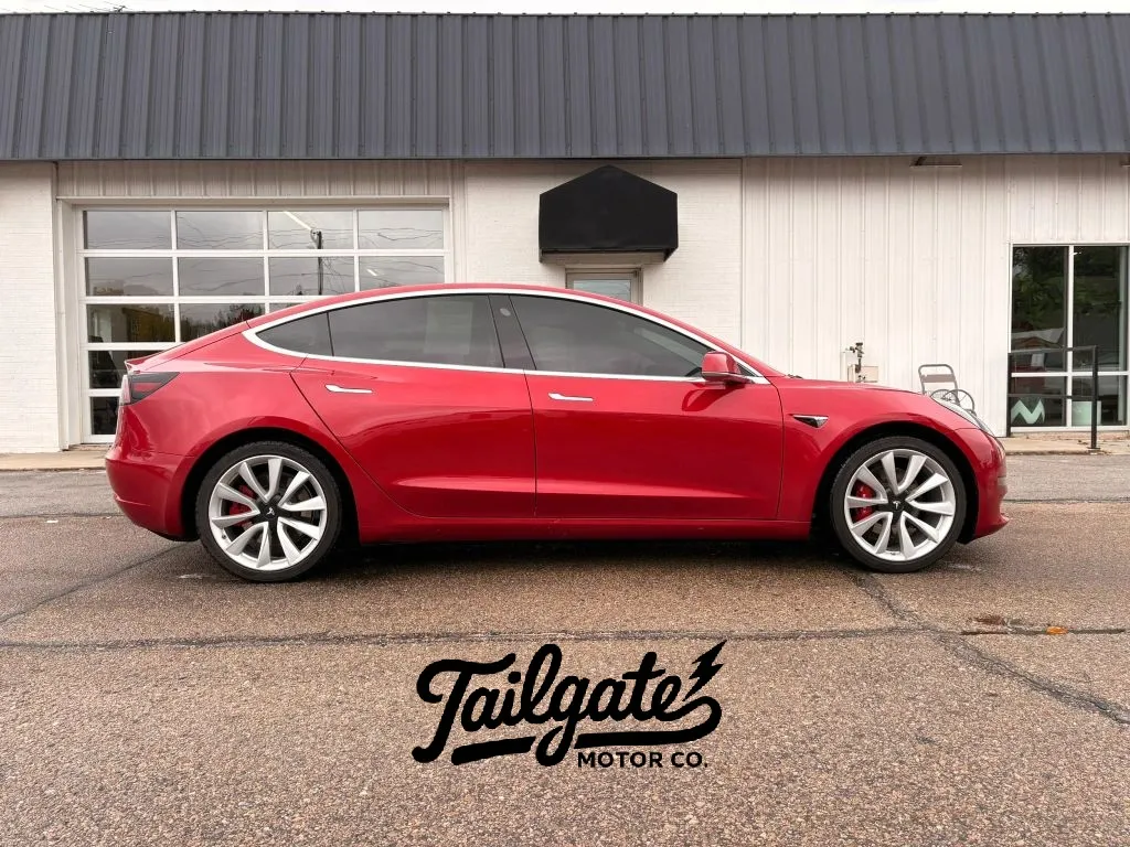 2020 Tesla Model 3 Base