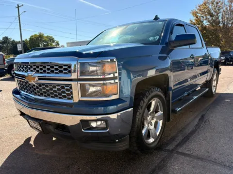 More photos of 2015 Chevrolet Silverado 1500 Crew Cab LT Pickup 4D 5 3/4 ft at Tailgate Motor Co. (Fremont North), NE
