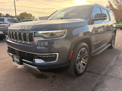 More photos of 2024 Jeep Wagoneer L Series II Sport Utility 4D at Tailgate Motor Co. (Fremont North), NE